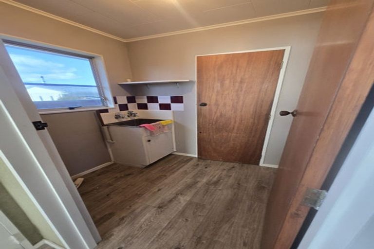 Photo of property in 19 Sutherland Street, Tamatea, Napier, 4112