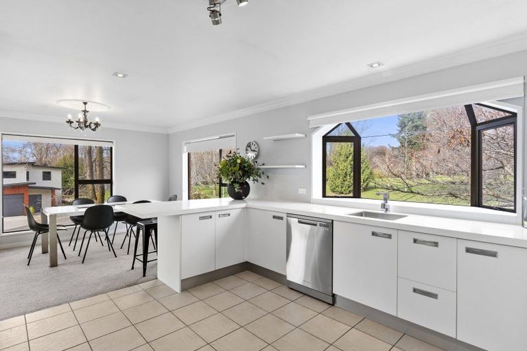 Photo of property in 9 Norman Terrace, Wanaka, 9305