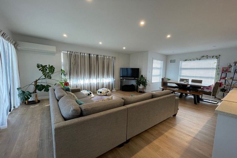 Photo of property in 28 Jabal Crescent, Totara Park, Auckland, 2105