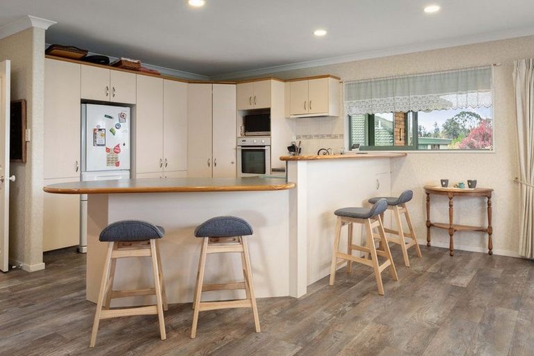 Photo of property in 4 Lansdowne Road, Katikati, 3129