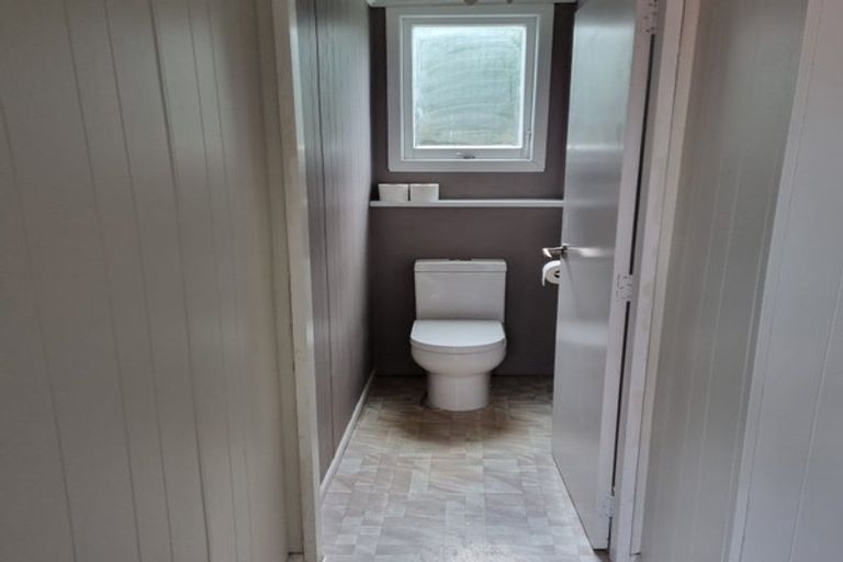 Photo of property in 6 Beach Road, Titahi Bay, Porirua, 5022