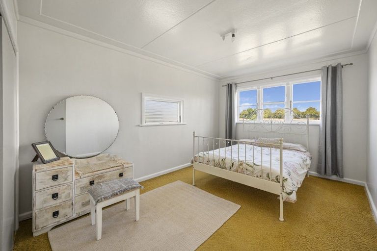 Photo of property in 155 School Road, Clive, 4102