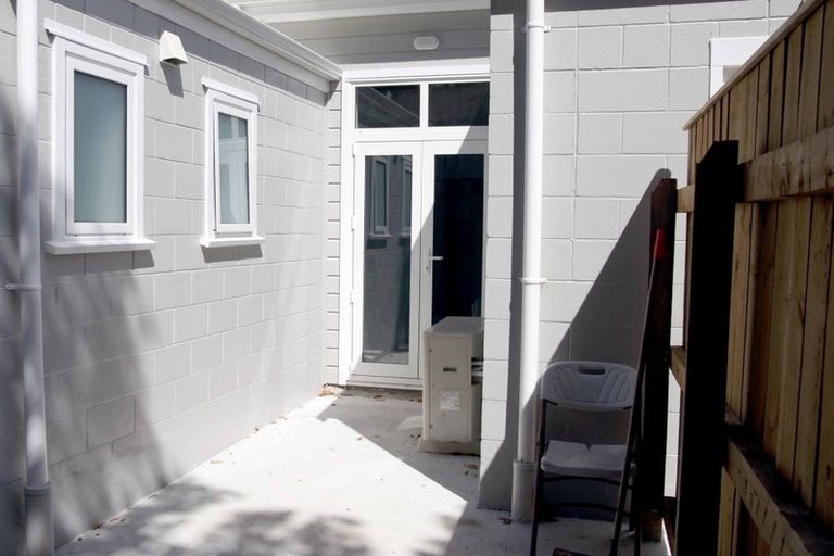 Photo of property in 7 Rixon Grove, Mount Victoria, Wellington, 6011