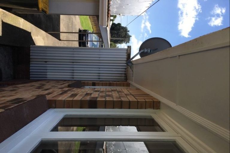 Photo of property in 2/120 Puhinui Road, Papatoetoe, Auckland, 2104