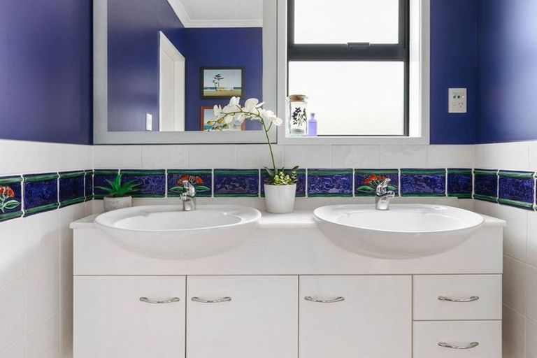 Photo of property in 38 Hamurana Road, Omokoroa, 3114