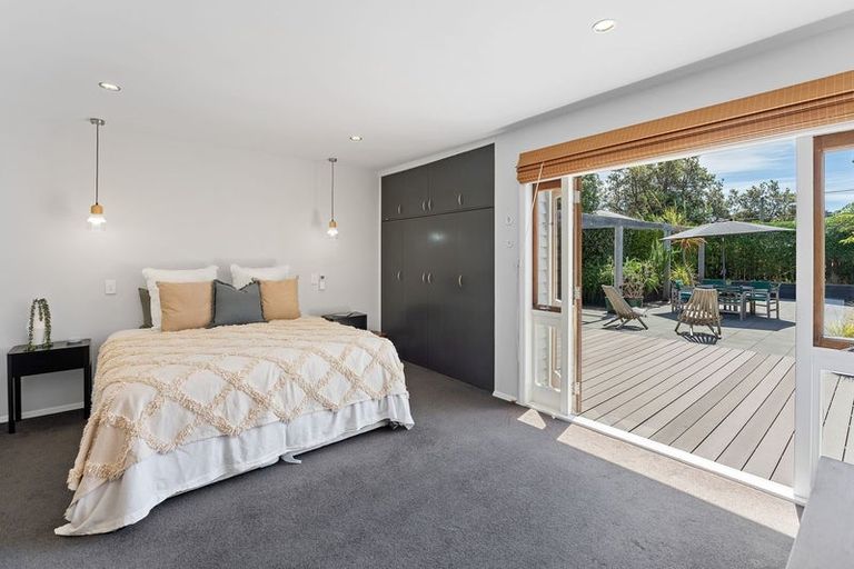 Photo of property in 16 Rauparaha Street, Waikanae Beach, Waikanae, 5036