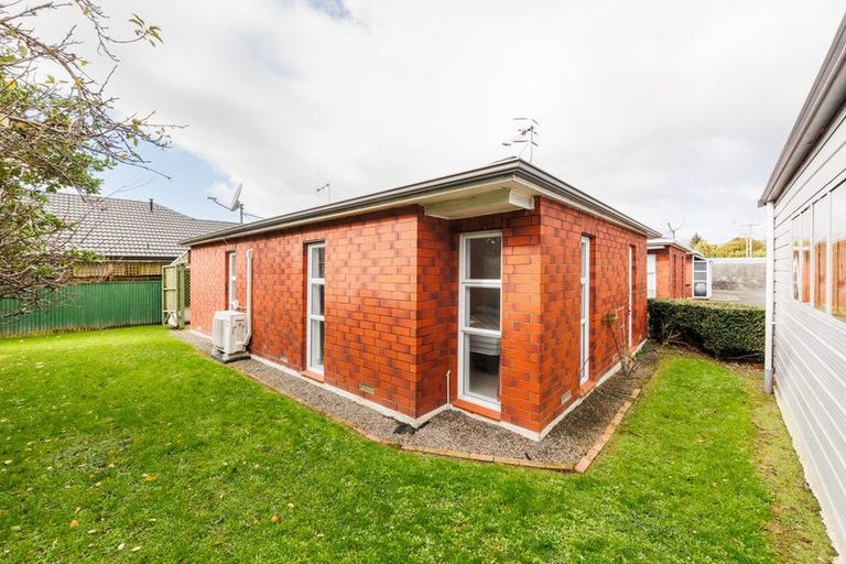Photo of property in 1/495a Ferguson Street, Palmerston North, 4410