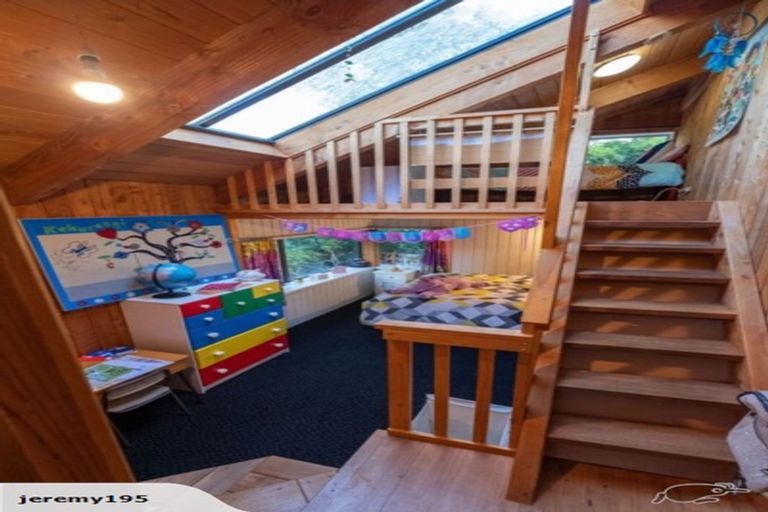 Photo of property in 113 Veale Road, Ridgewood, New Plymouth, 4371