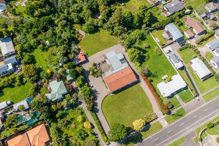 Photo of property in 62 Hinemoa Street, Paraparaumu, 5032
