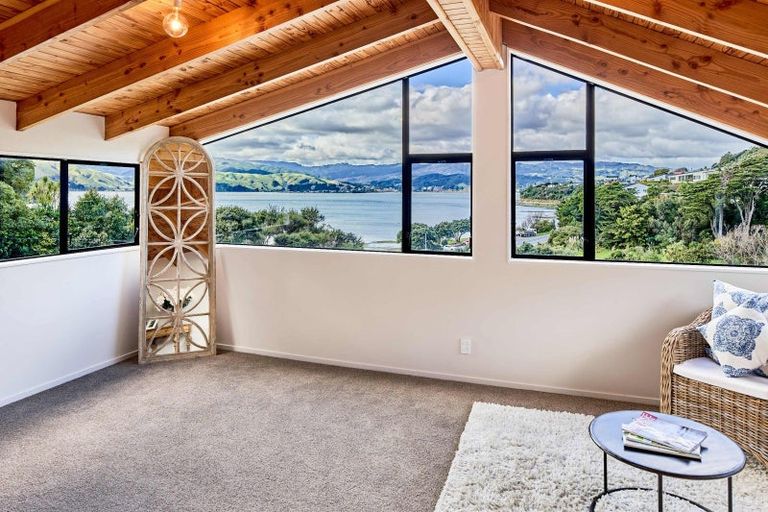 Photo of property in 190 Paremata Road, Paremata, Porirua, 5024