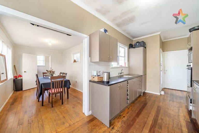 Photo of property in 38 Hall Crescent, Epuni, Lower Hutt, 5011