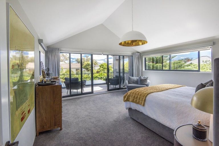 Photo of property in 11 Cheltenham Road, Devonport, Auckland, 0624