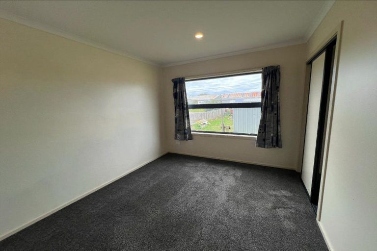 Photo of property in 12 Beaumaris Avenue, Castlecliff, Whanganui, 4501