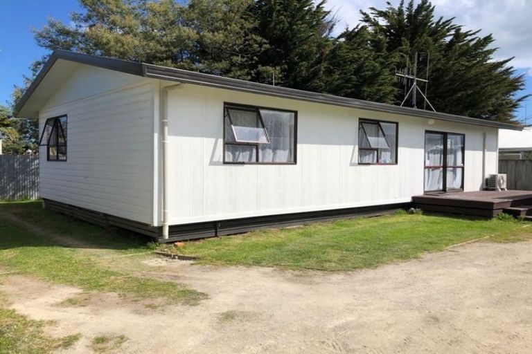 Photo of property in 17b Waitai Street, Castlecliff, Whanganui, 4501