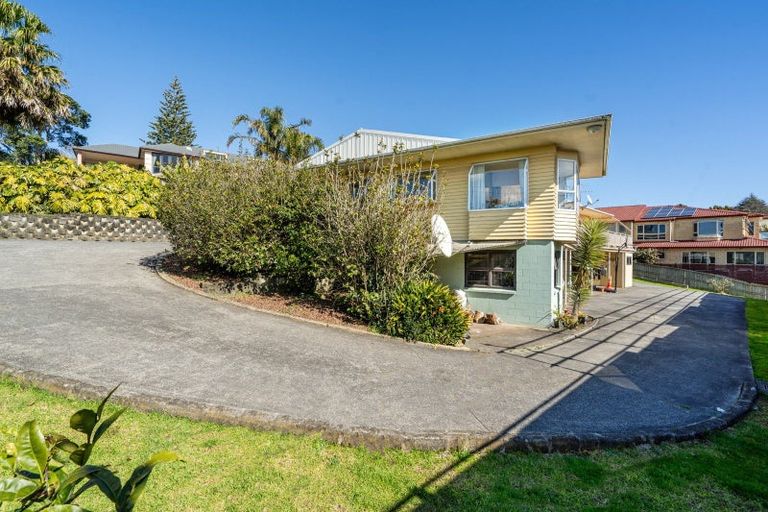 Photo of property in 156 Redoubt Road, Flat Bush, Auckland, 2019
