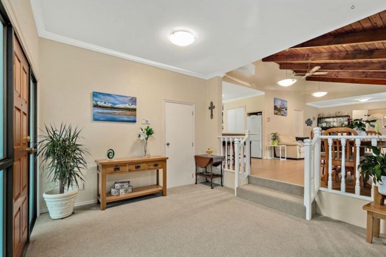 Photo of property in 22 White Heron Drive, Massey, Auckland, 0614