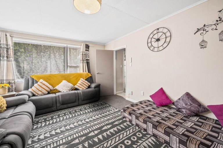 Photo of property in 35 Mckee Avenue, Fenton Park, Rotorua, 3010