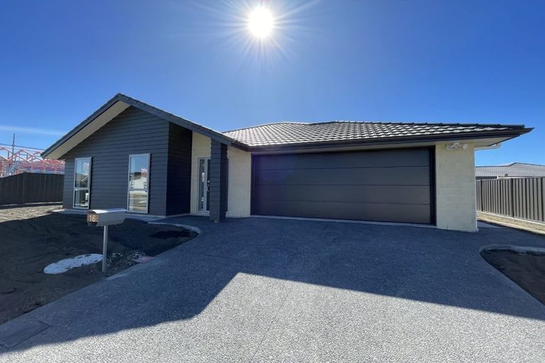 Photo of property in 16 Whangaehu Place, Te Awa, Napier, 4110