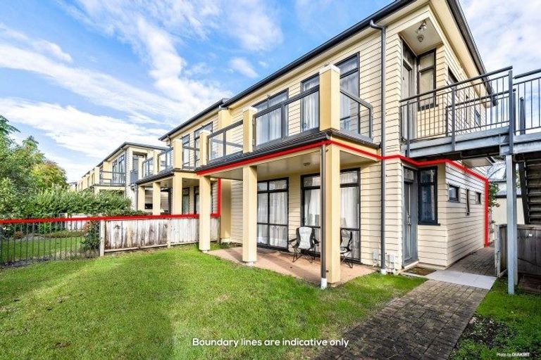 Photo of property in 78/2 Armoy Drive, East Tamaki, Auckland, 2016