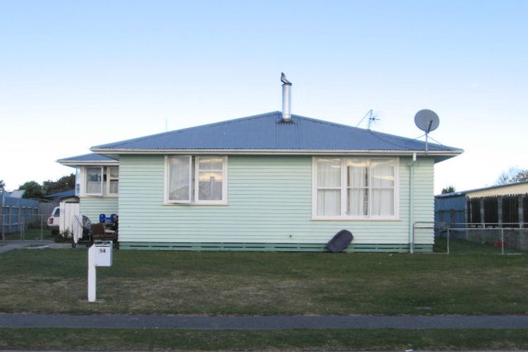 Photo of property in 14 Plowman Crescent, Onekawa, Napier, 4110