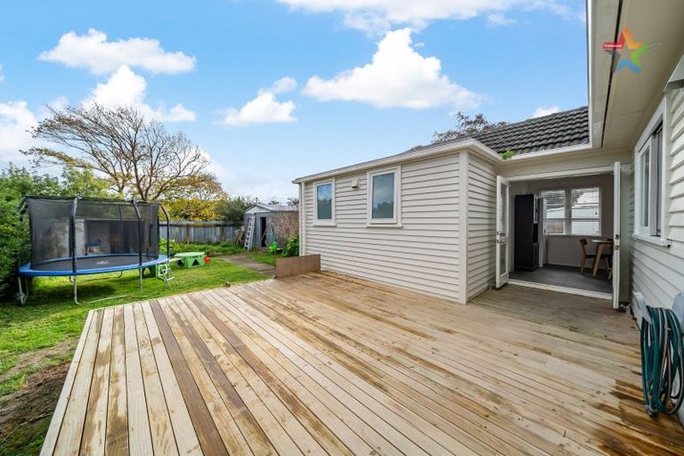 Photo of property in 2 Strand Crescent, Naenae, Lower Hutt, 5011