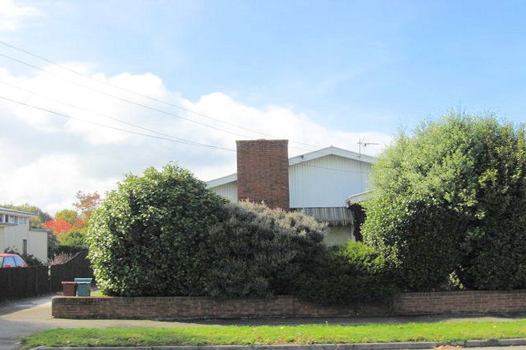 Photo of property in 2/164 Waimairi Road, Ilam, Christchurch, 8041