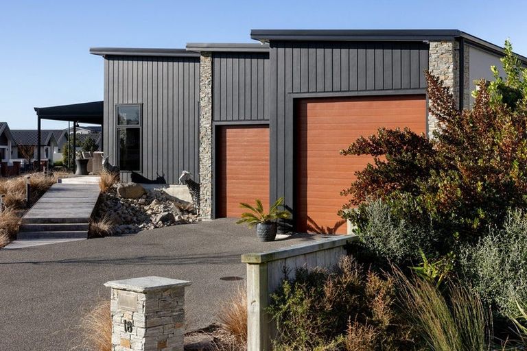 Photo of property in 18 Serenity Drive, Omokoroa, 3114