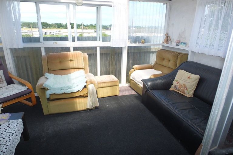 Photo of property in 9 Carthew Terrace, Foxton Beach, Foxton, 4815