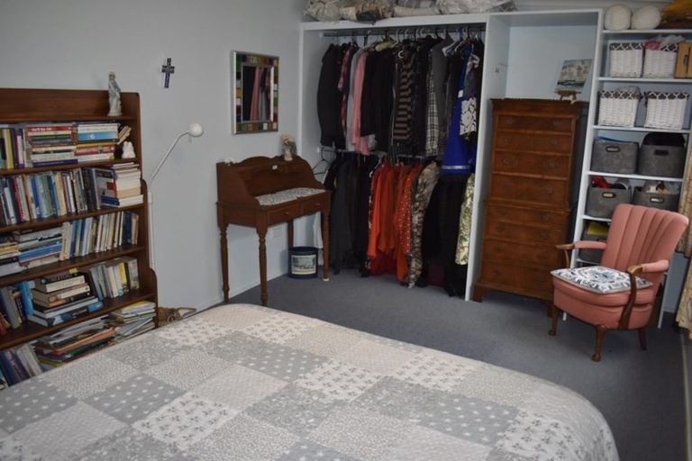 Photo of property in 12 Rata Street, Otaki Beach, Otaki, 5512