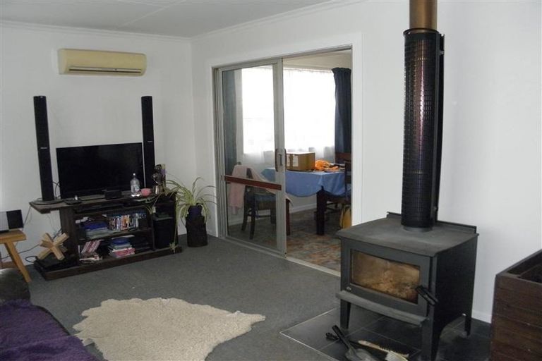 Photo of property in 56 Lauder Crescent, Heidelberg, Invercargill, 9812