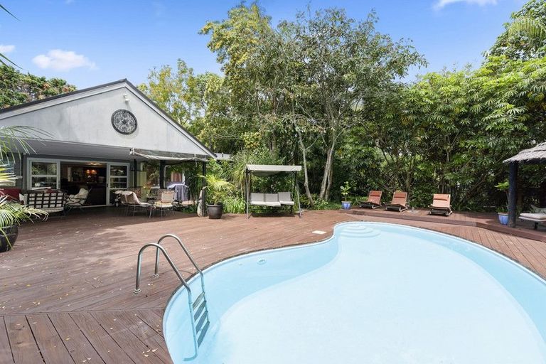 Photo of property in 104a Wiroa Road, Kerikeri, 0293