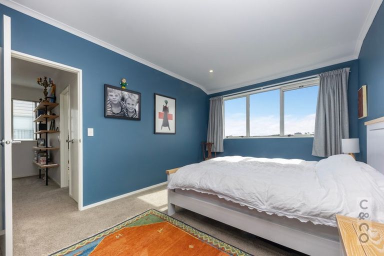 Photo of property in 31 Whenuapai Drive, Whenuapai, Auckland, 0618