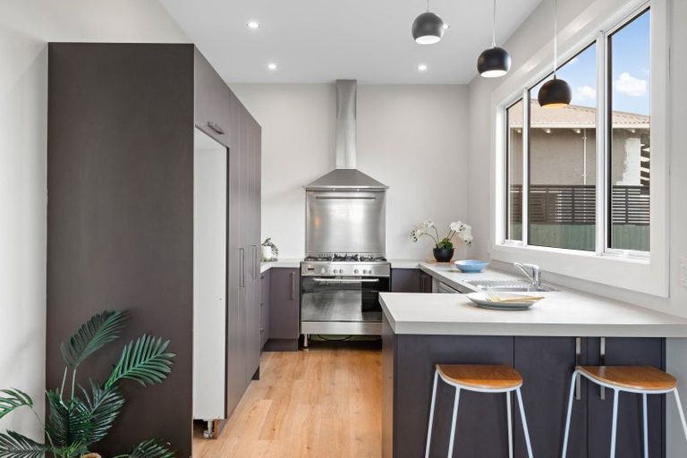 Photo of property in 23 Hargest Crescent, Saint Kilda, Dunedin, 9012