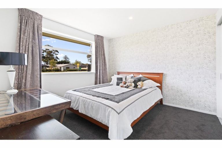 Photo of property in 1 Tara Crescent, Woodend, 7610