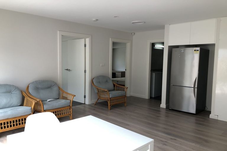 Photo of property in 9 Para Close, Fairview Heights, Auckland, 0632