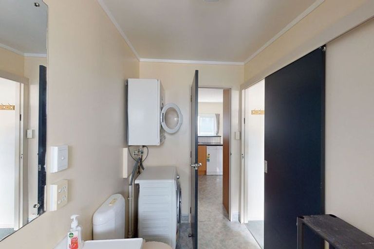 Photo of property in 22/3 Kelvin Grove, Te Aro, Wellington, 6011