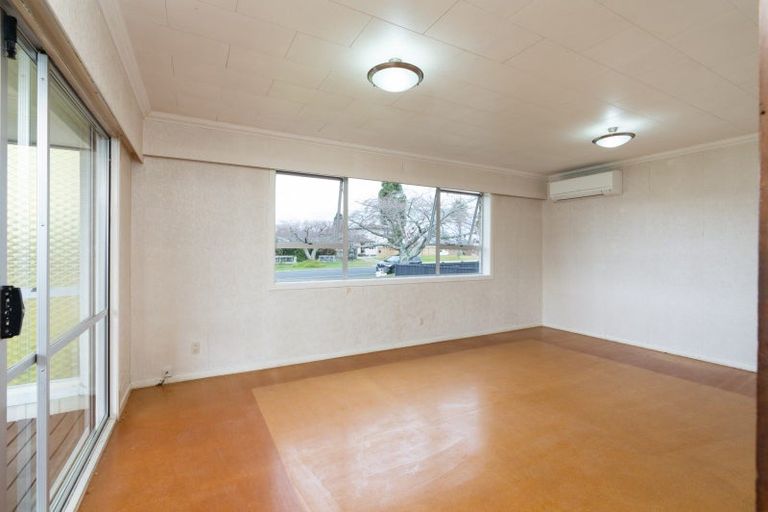 Photo of property in 293 Shakespeare Street, Leamington, Cambridge, 3432