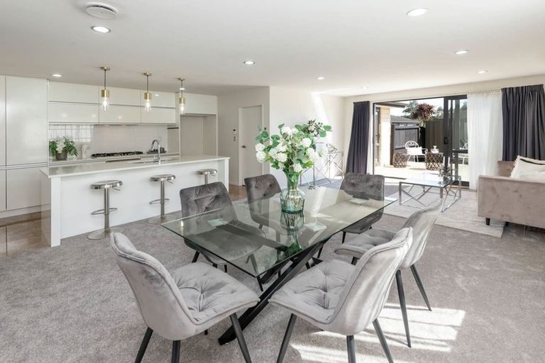 Photo of property in 386 Ormiston Road, Flat Bush, Auckland, 2019