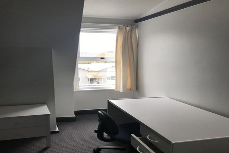 Photo of property in 39 Royal Terrace, Dunedin Central, Dunedin, 9016