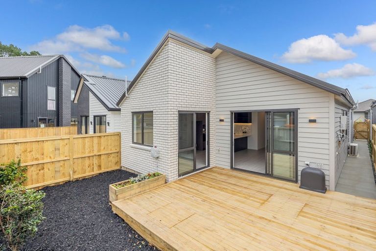 Photo of property in 8 Zadar Street, Kumeu, 0810