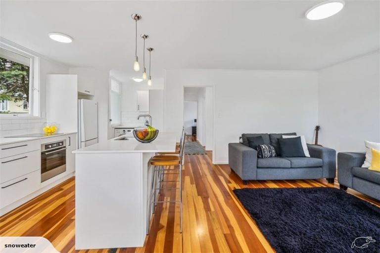 Photo of property in 258 Birkdale Road, Birkdale, Auckland, 0626