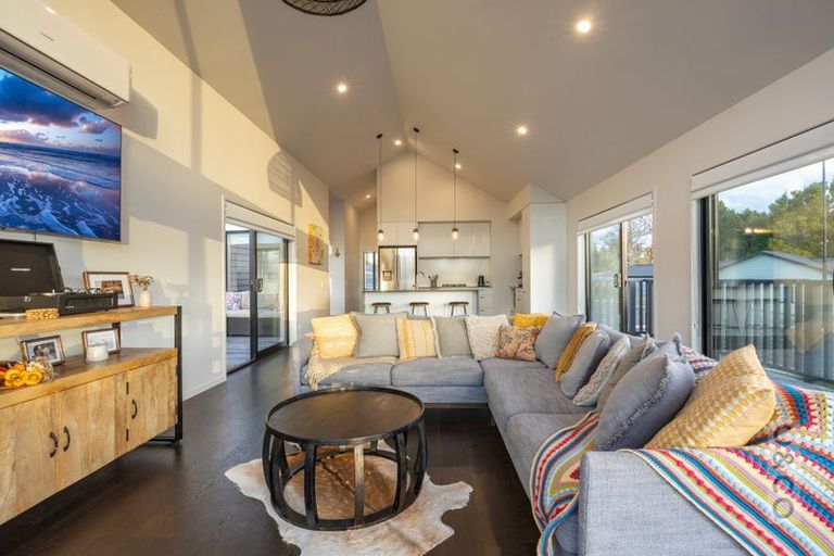 Photo of property in 41 Jeroboam Loop, Kumeu, 0810