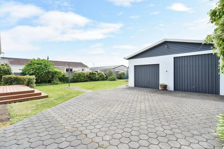 Photo of property in 84 East Belt, Rangiora, 7400