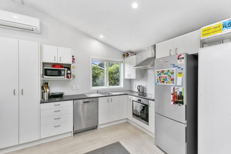 Photo of property in 136 Fraser Avenue, Johnsonville, Wellington, 6037