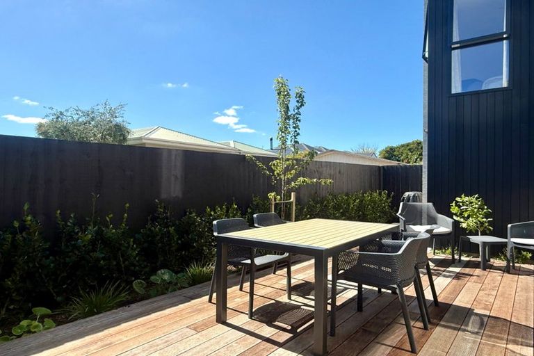 Photo of property in 1/18 Cornwall Street, St Albans, Christchurch, 8014