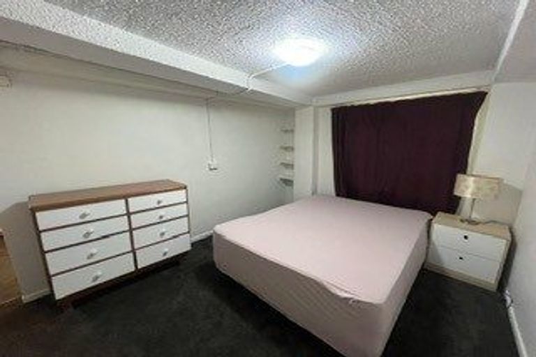 Photo of property in 150 Avondale Road, Avondale, Auckland, 1026