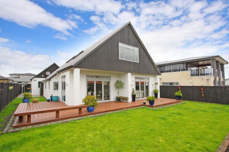 Photo of property in 303 Harbourside Drive, Karaka, Papakura, 2113