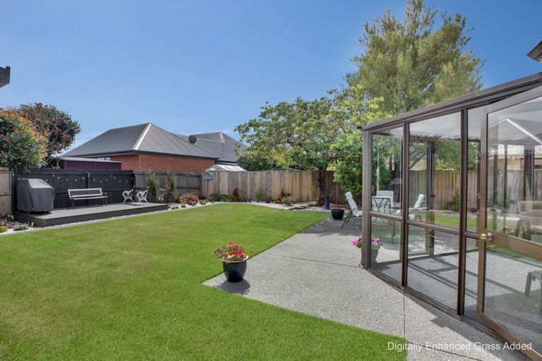 Photo of property in 14 Purakanui Place, Northwood, Christchurch, 8051