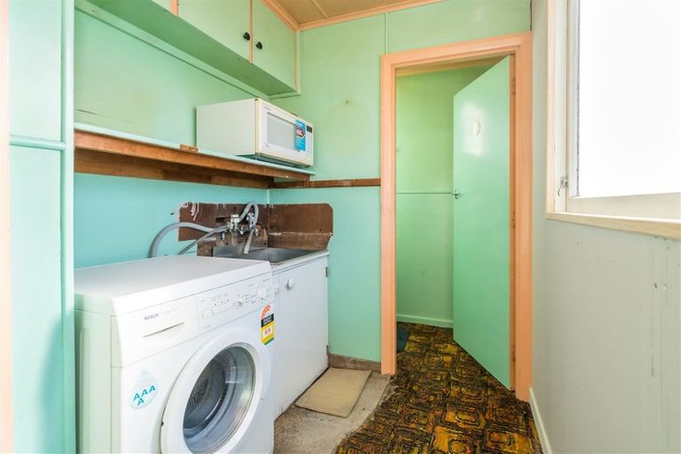 Photo of property in 37 Wesley Street, South Dunedin, Dunedin, 9012