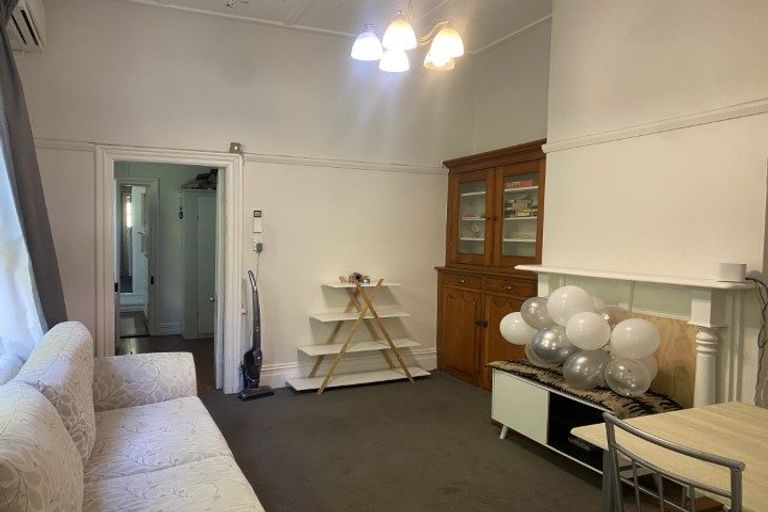 Photo of property in 140 Elizabeth Street, Mount Victoria, Wellington, 6011